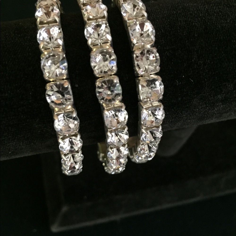 Set of 3 rhinestone and silver elastic bracelets